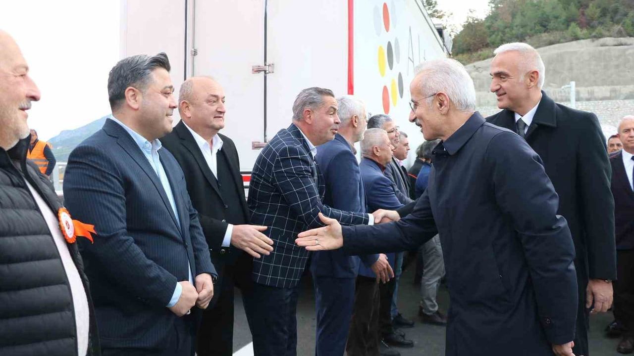 Uraloğlu: Antalya’ya 23 yılda 244,6 milyar lira yatırım yapıldı