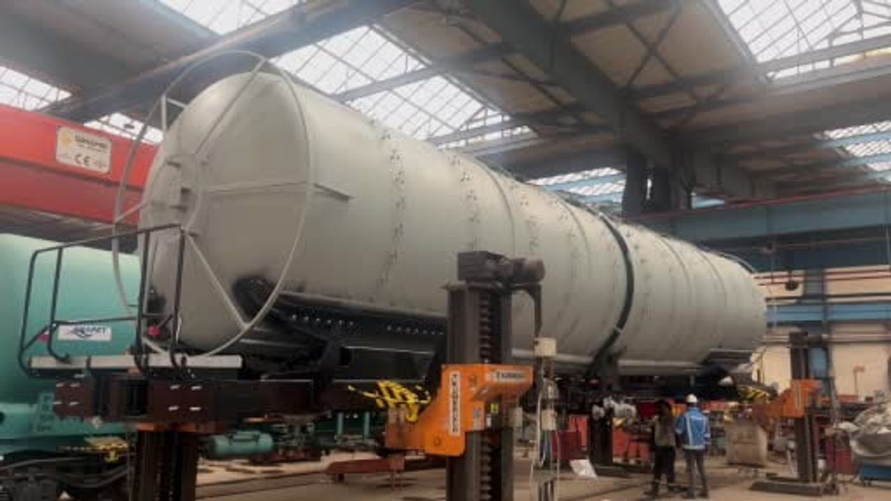 Uraloğlu: Yeni ZACENS sarnıç vagonları ordunun lojistik gücünü güçlendirecek