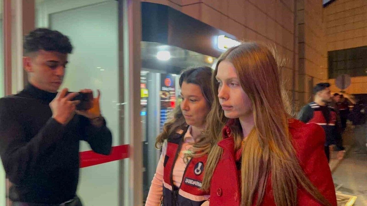 Uyuşturucu soruşturmasında gözaltına alınan ünlüler sağlık kontrolünden geçirildi