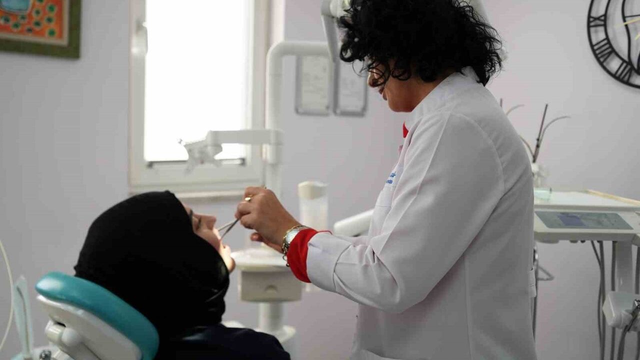 Uzman uyardı: Çocuklukta izinsiz müdahaleler dentofobiyi tetikliyor