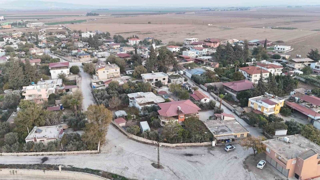 Uzunkavak 80 yıl sonra Reyhanlı'dan Kumlu'ya bağlandı