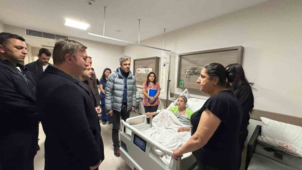 Vali Hamza Aydoğdu’dan Mengücek Gazi Hastanesi’ne moral ziyareti