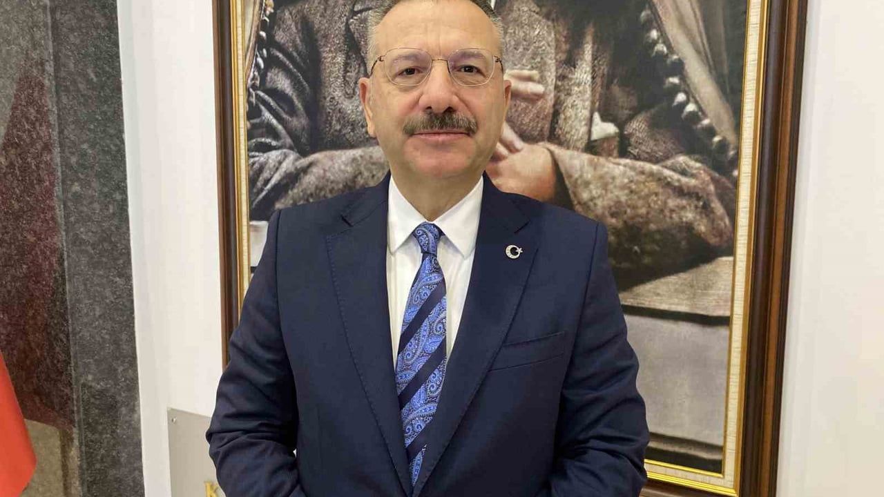 Vali Hüseyin Aksoy: 2026’ın sağlıklı ve huzurlu geçmesini diliyorum