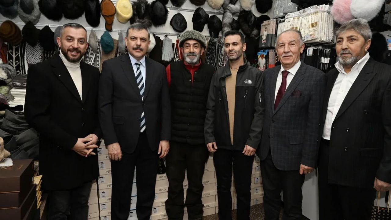 Vali Mustafa Çiftçi'den Kongre Caddesi'nde esnaf ziyareti