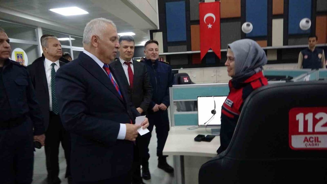 Vali Yıldırım’dan görev başındaki ekiplere yeni yıl ziyareti