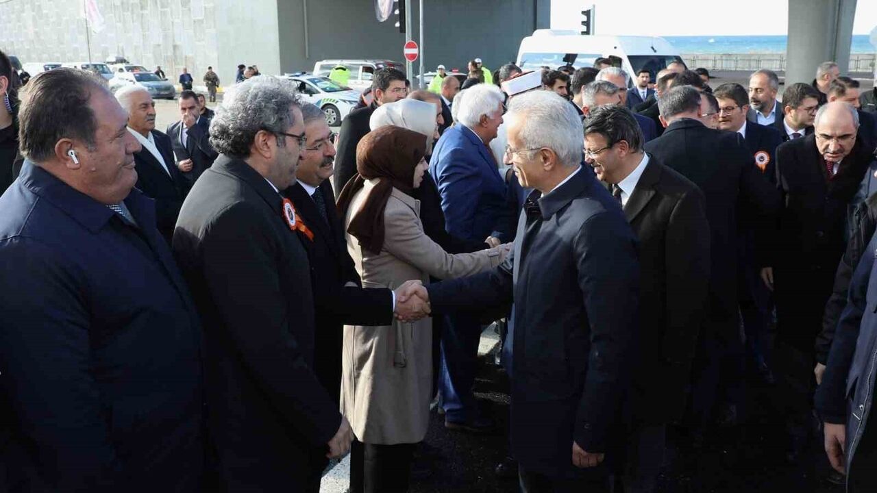 Van Çevre Yolu 1. ve 3. Etapları hizmete açıldı