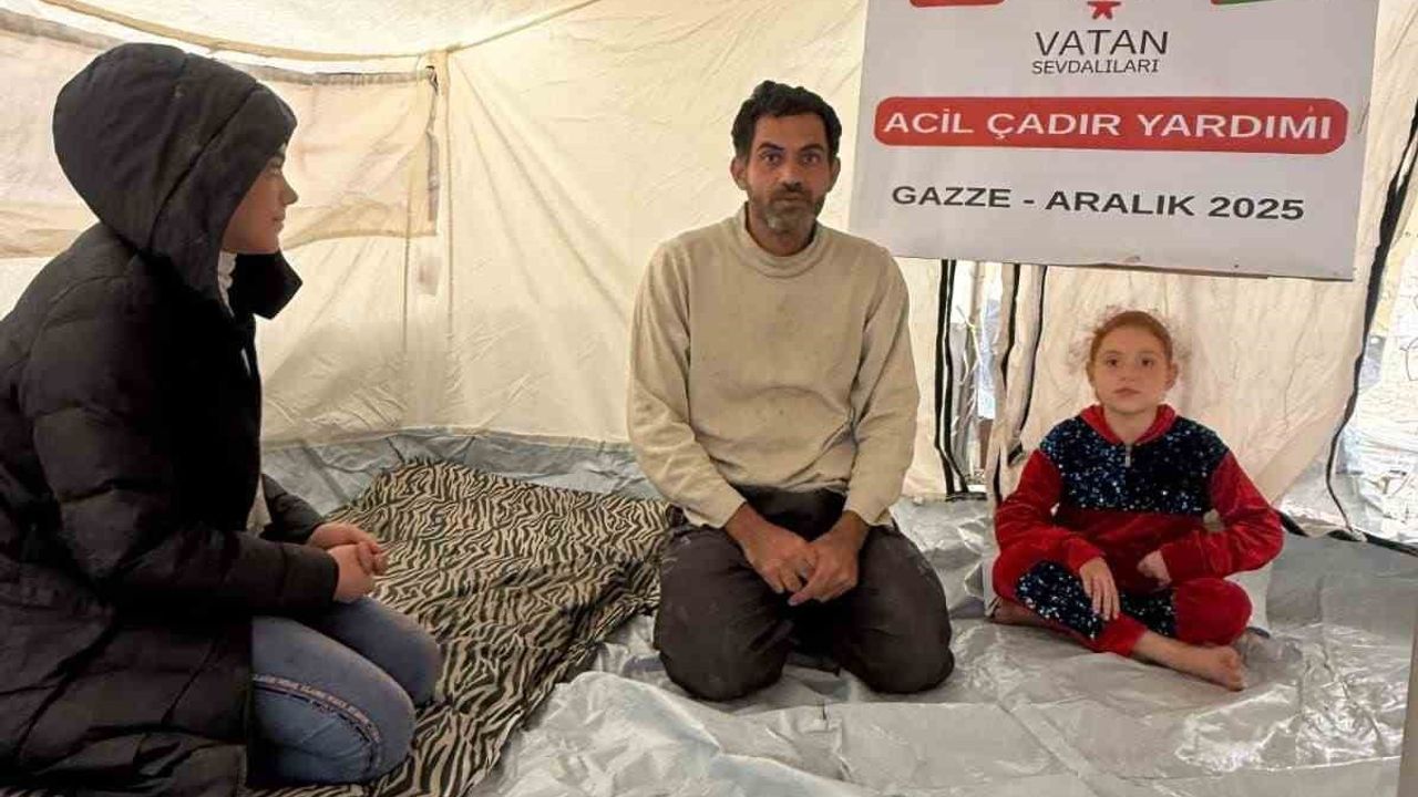 Vatan Sevdalıları Vakfı Gazze'ye 100 Çadır Kurdu