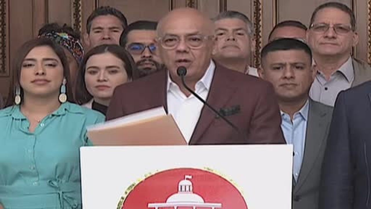 Venezuela’da ABD’ye karşı 'Korsanlık ve Abluka' yasa tasarısı kabul edildi