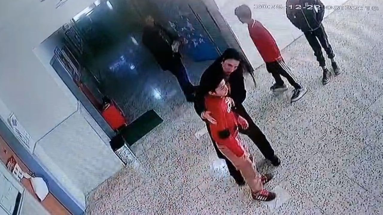 Viranşehir'de öğretmenin Heimlich manevrasıyla Karataş İlkokulu öğrencisi kurtarıldı