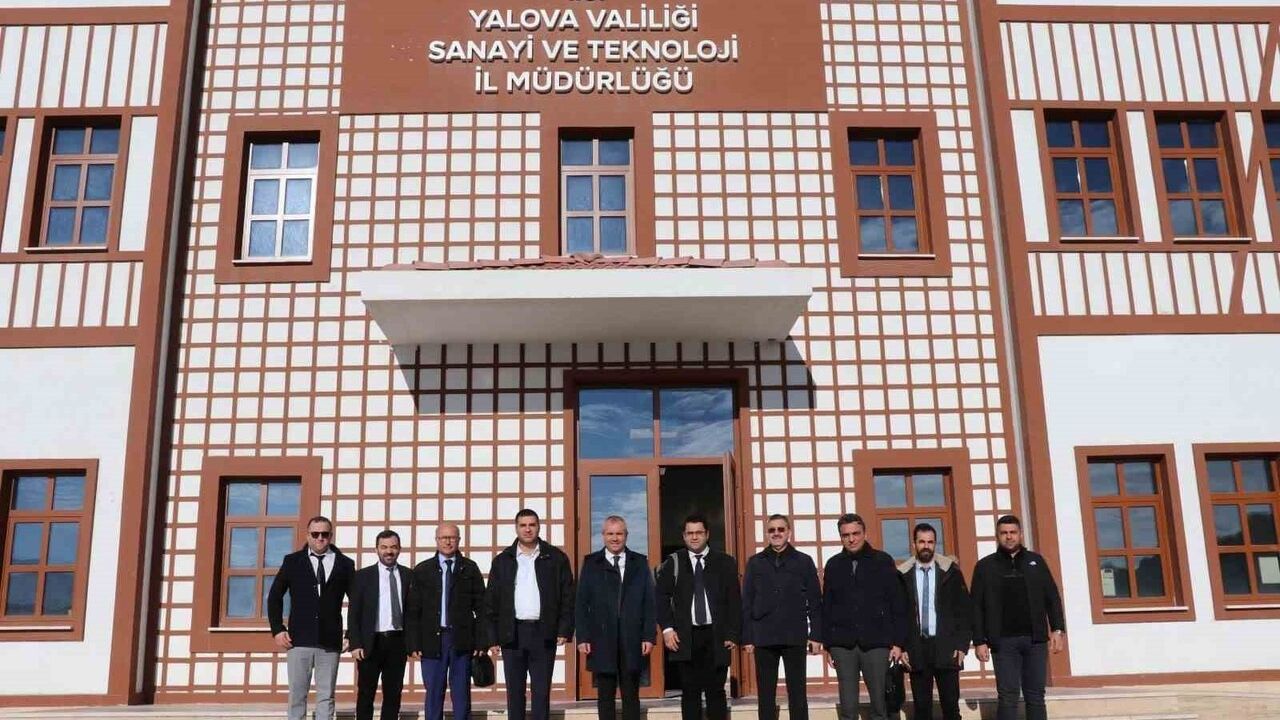 Yalova OSB'de Sanayi ve Teknoloji Bakanlığı Heyetinin Saha İncelemesi