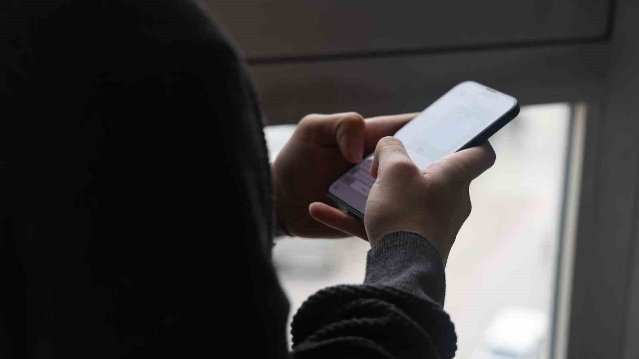 Yeni nesil yazı yazmakta zorlanıyor: Ekran, eğitim ve ince motor beceriler