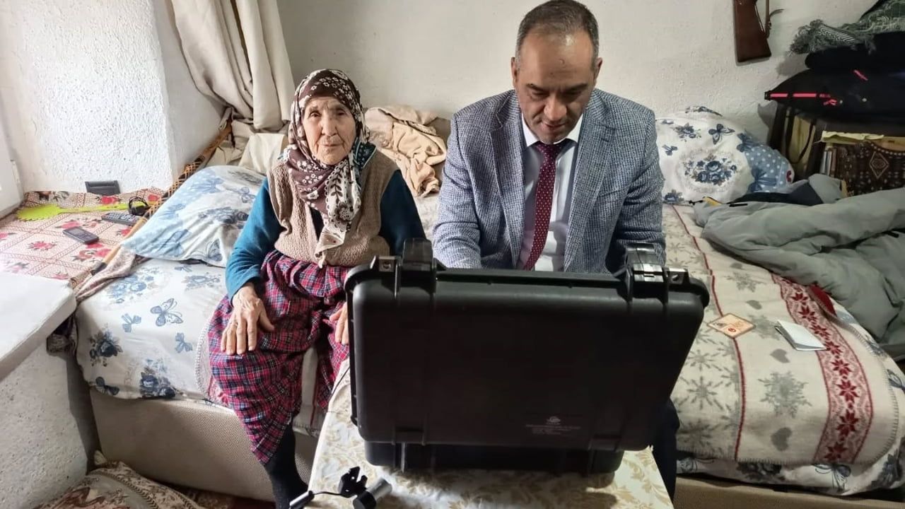 Yenipazar’da nüfus hizmeti evlere taşındı