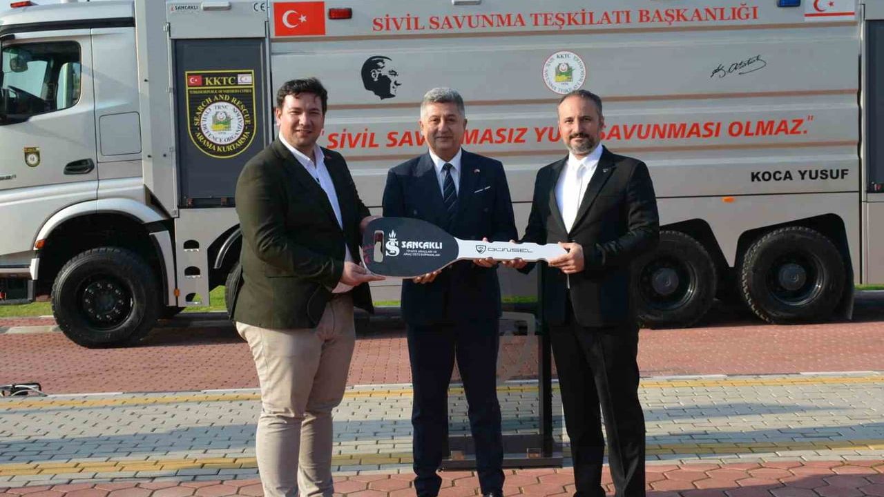 Yerli itfaiye arazözü "Koca Yusuf" KKTC Sivil Savunma Teşkilatı’na teslim edildi