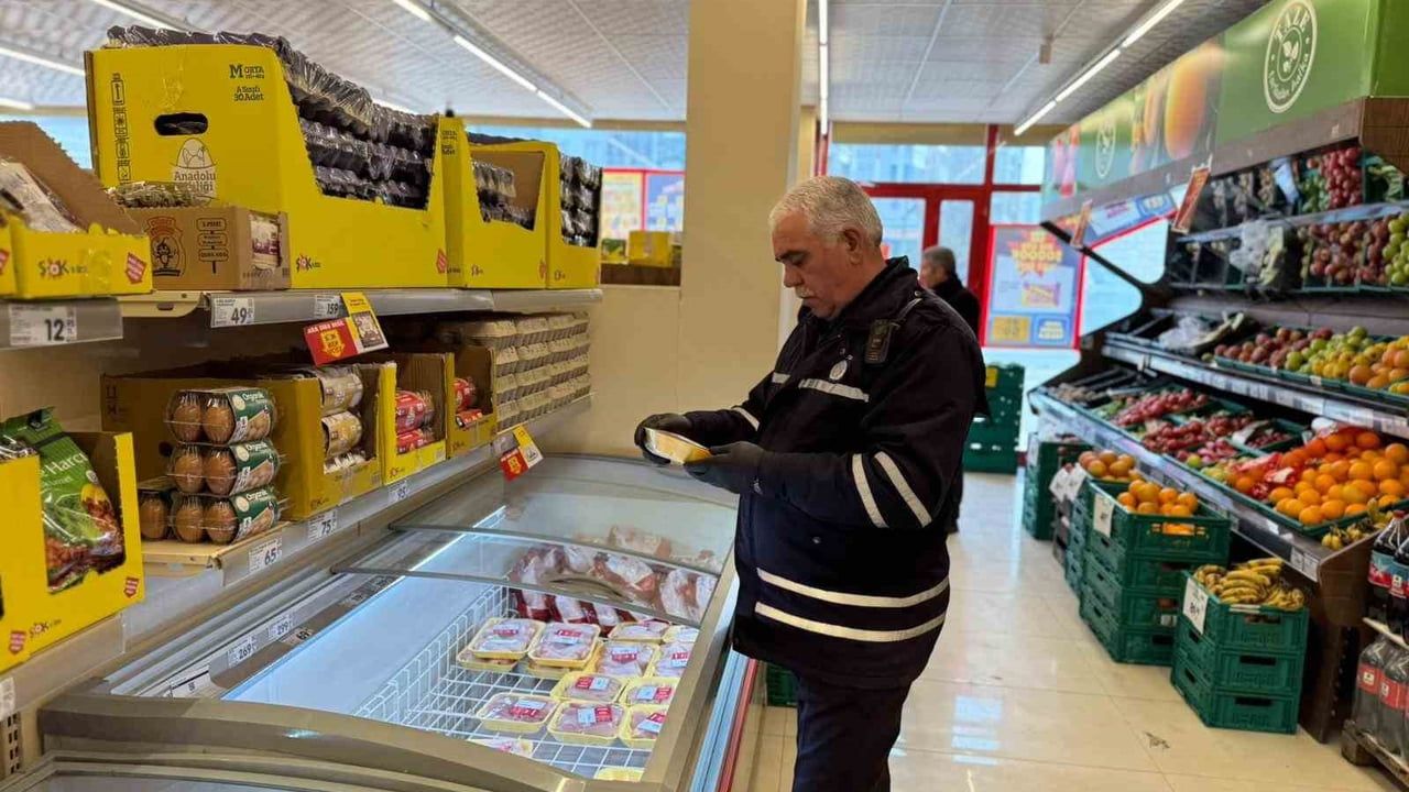 Yeşilyurt'ta yılbaşı öncesi denetimler sıklaştırıldı