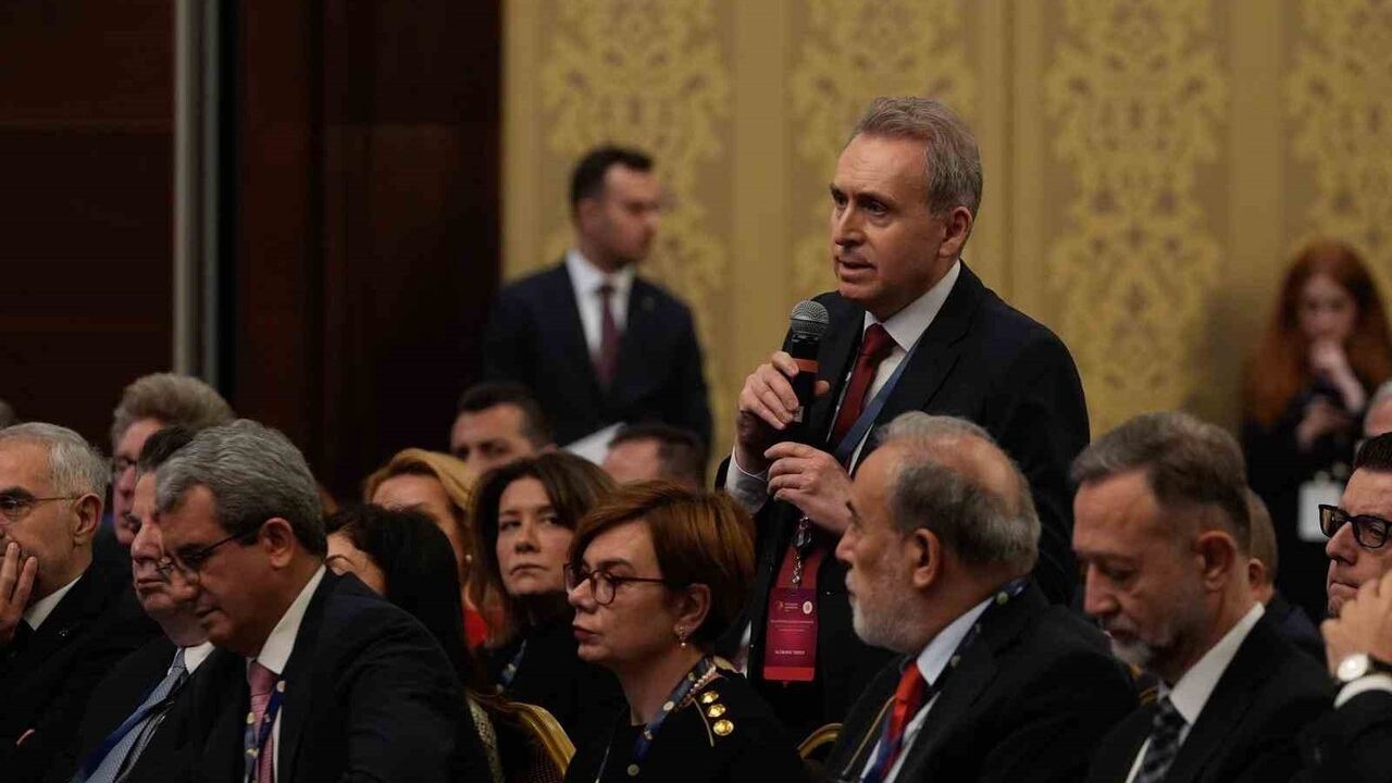 Yılmaz: Türkiye insani duruşu ve stratejik akılla düzen kurucu aktör