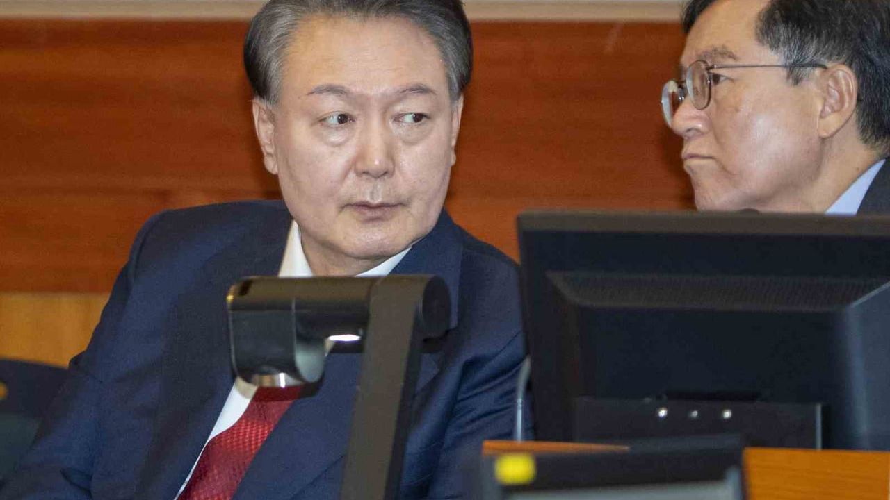 Yoon Suk Yeol'a 10 Yıl Hapis İstemi: 'Adaleti Engelleme' Davasında Gelişme