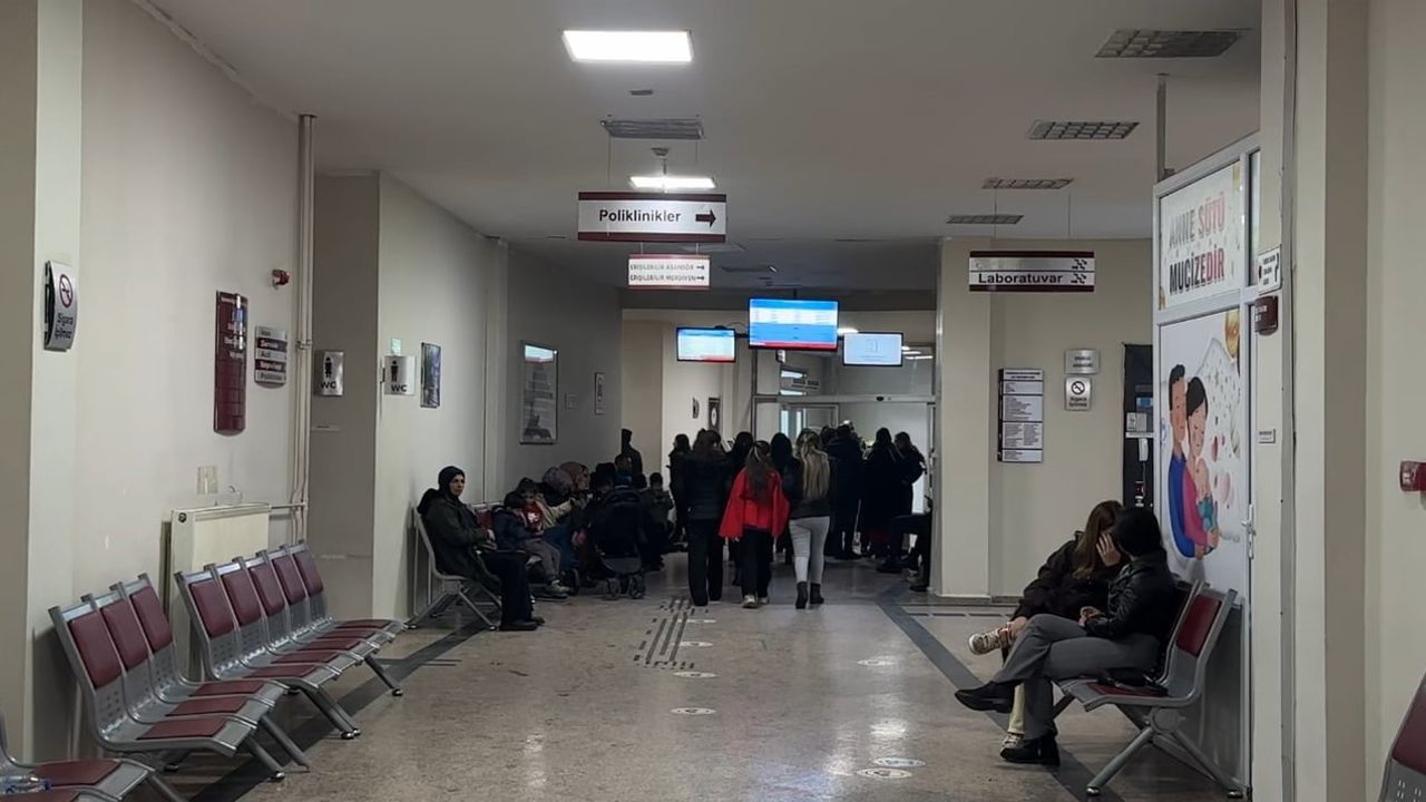 Yüksekova'da gribal enfeksiyonlar acil servislerde yoğunluk yaratıyor