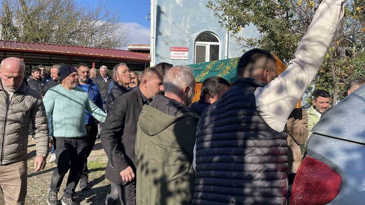 Zonguldak'ta anaokulu önünde kaza: 4 yaşındaki Sarp Eymen toprağa verildi