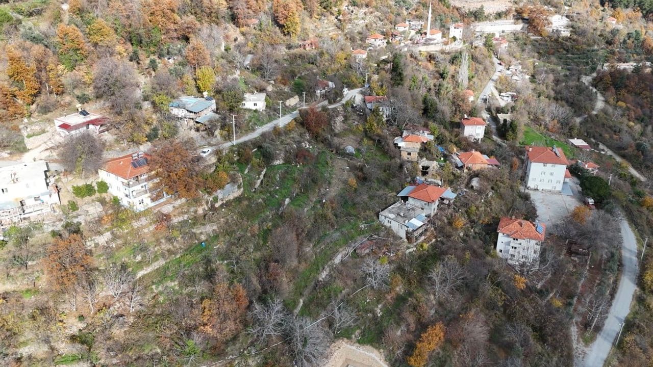 82 Yaşındaki Yeminli Mali Müşavirden Alanya'da Köy Yaşamına Örnek Proje