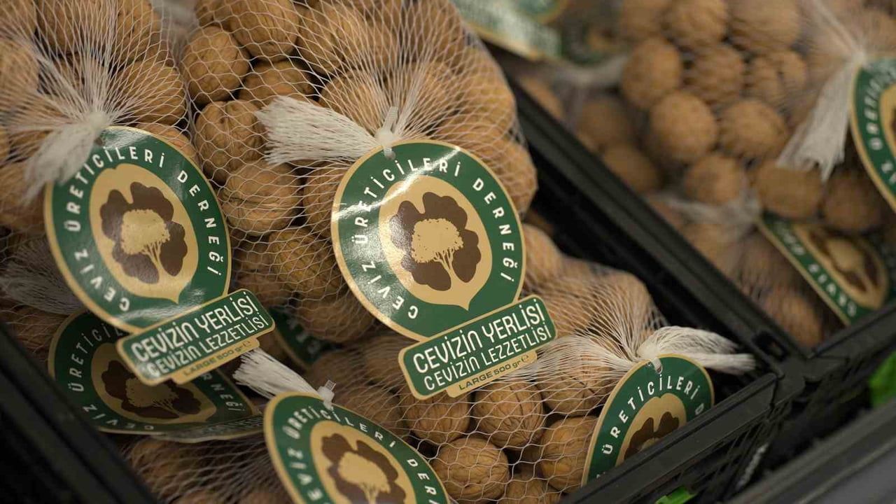 A101, Ceviz Üreticileri Derneği ile yerli cevizi raflara taşıyor
