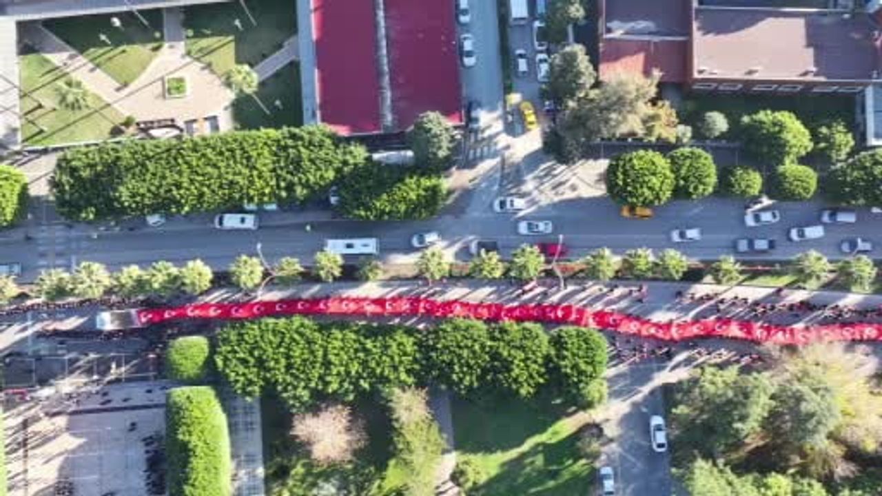 Adana'da 104. kurtuluş yıldönümü törenlerle kutlandı