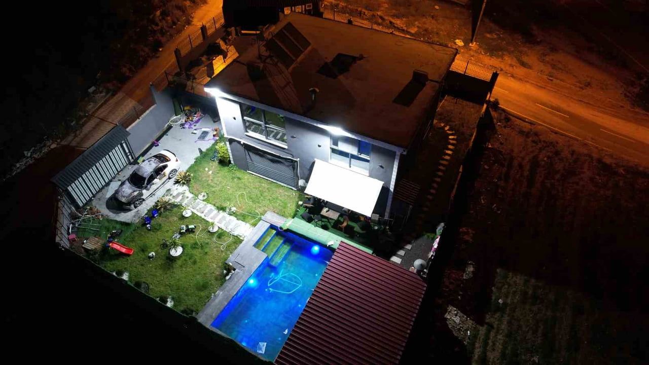 Adana'da cinayet-intihar: Eşi evi terk edince 2 çocuğunu öldürüp yaşamına son verdi