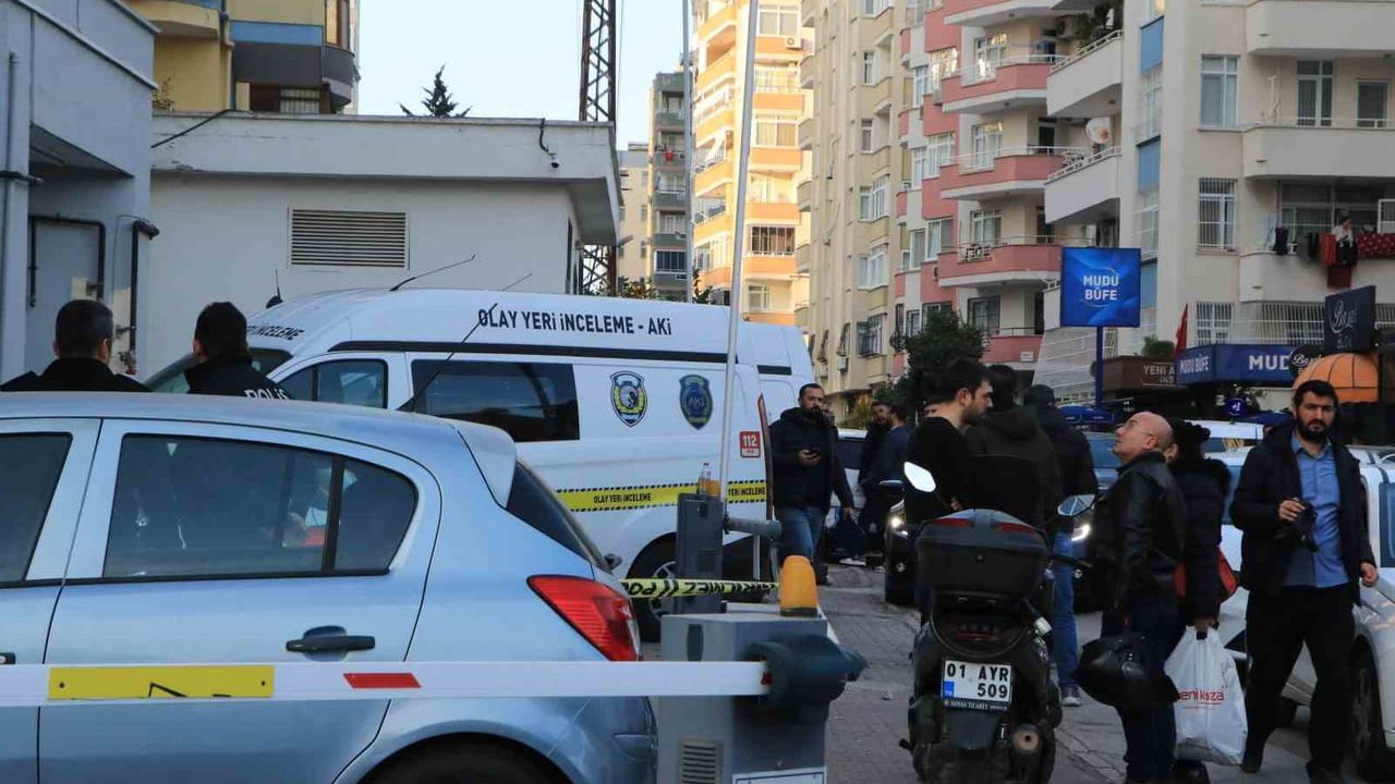 Adana'da Ev Tartışması Kanlı Bitti: Müteahhidin Oğlu Öldü, Şüpheli İntihar Etti
