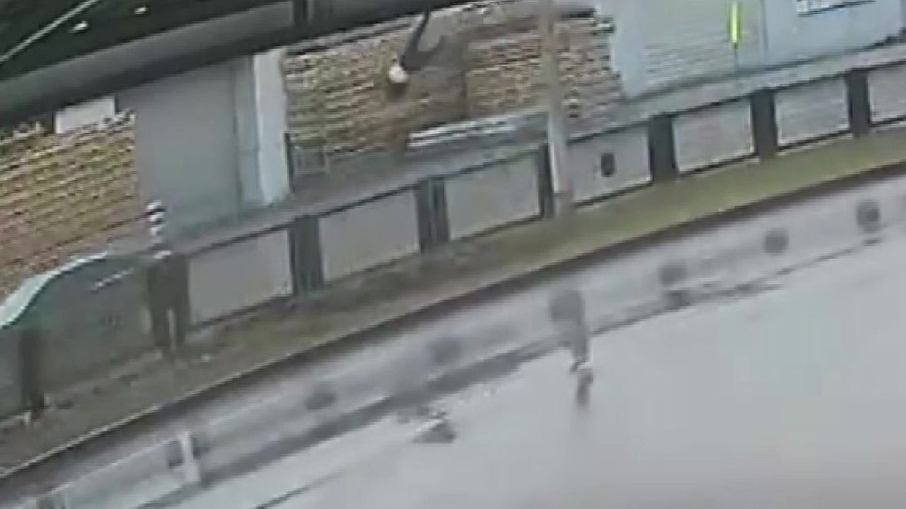 Adana'da yaya geçidinde çarpılan yaşlı adam yaşamını yitirdi