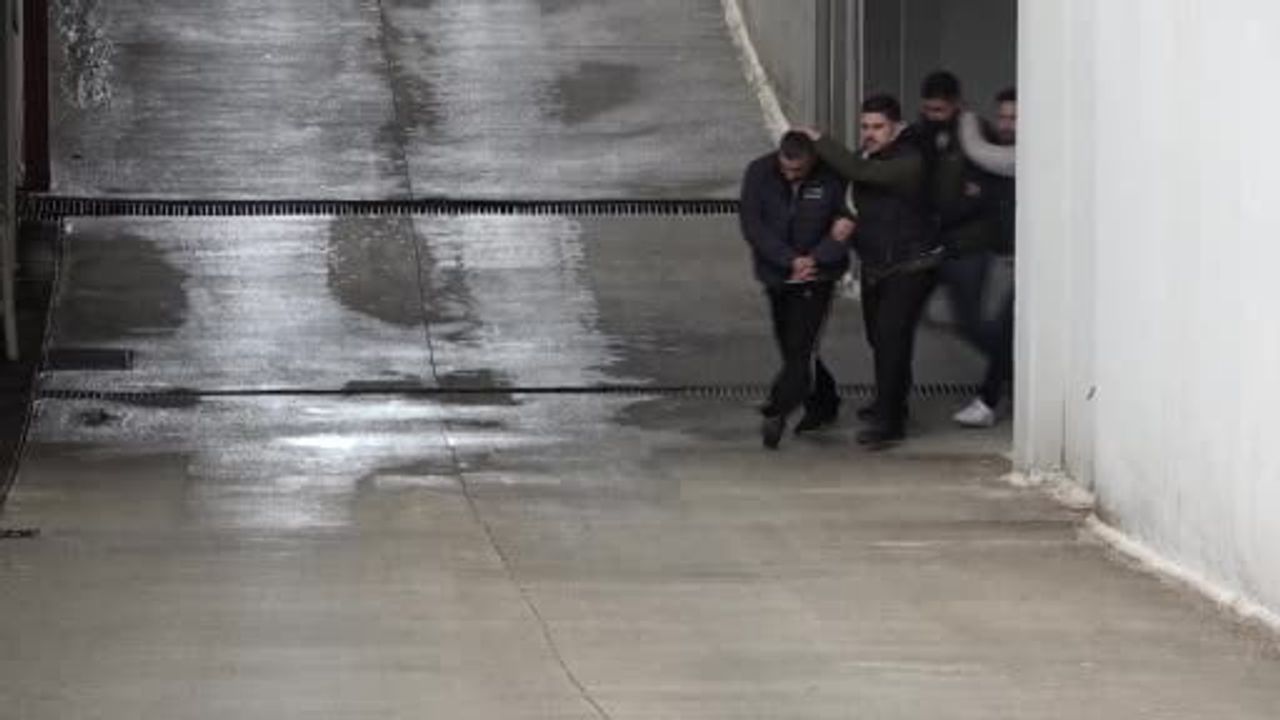 Adana merkezli yasadışı bahis operasyonunda 13 tutuklama