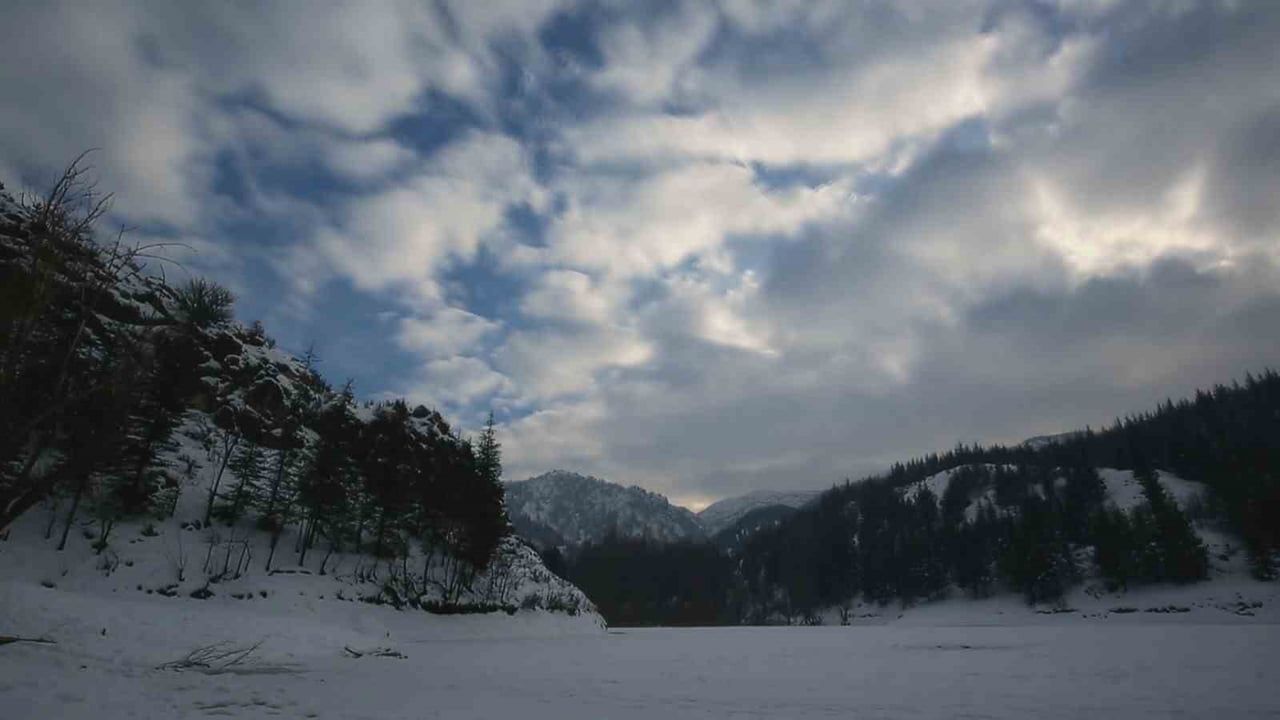 Afyonkarahisar'da drone ile kartpostallık kış manzaraları