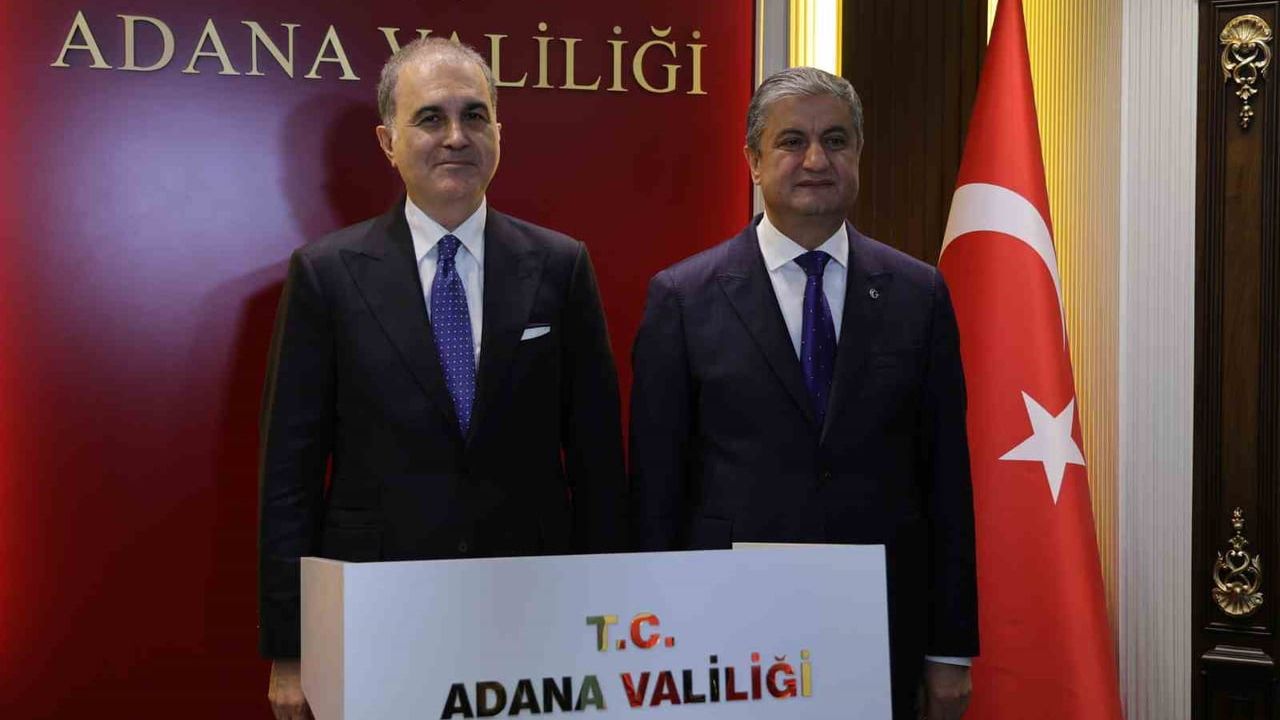 AK Parti Sözcüsü Ömer Çelik'ten belediyelere altyapı tepkisi: "Bunlar 1 günde olan işler değil"