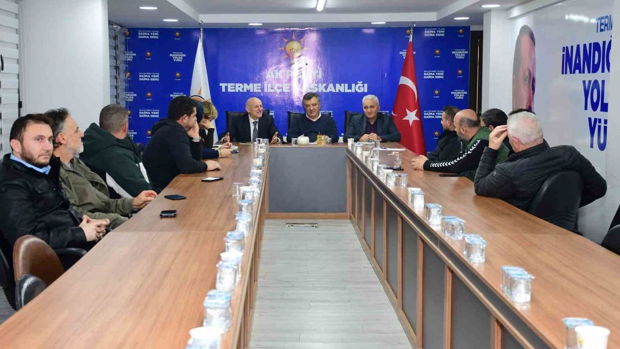 AK Parti Terme'de Yönetim Toplantısı: Hizmet Vurgusu ve 2026 Vizyonu