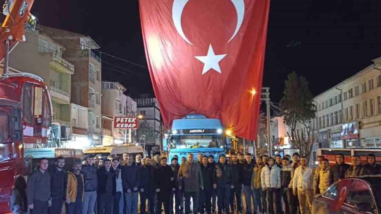AK Parti ve MHP'den Çifteler'de Türk Bayrağına Destek Yürüyüşü