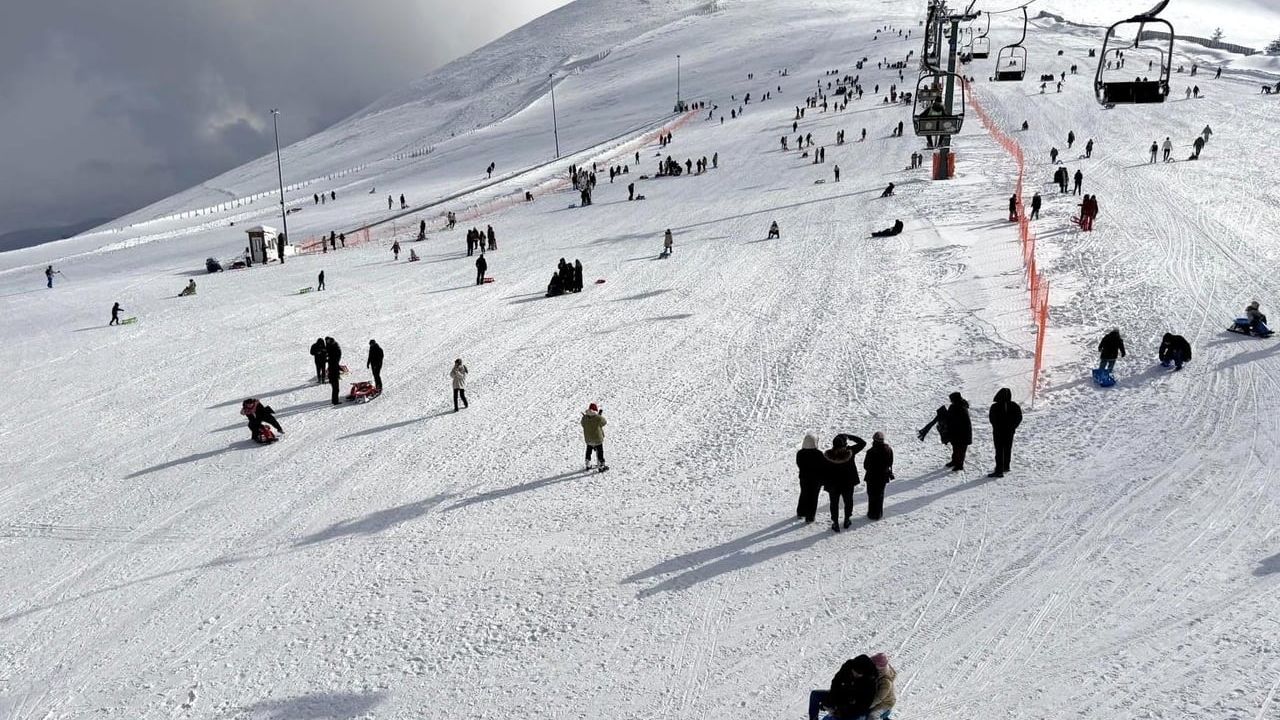 Akdağ Kayak Merkezi'nde sömestirde yoğun ilgi
