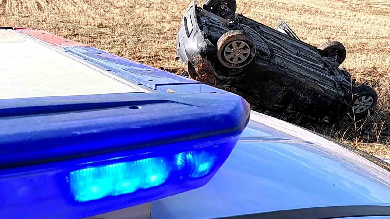 Aksaray'da otomobil şarampole takla attı, kadın sürücü yaralandı