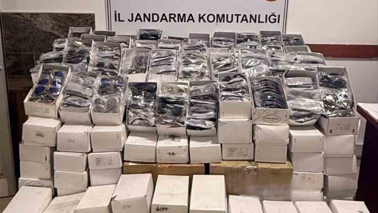 Alanya’da jandarmadan çifte kaçakçılık operasyonu