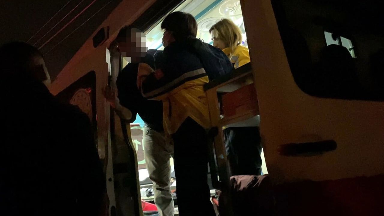 Alkollü sürücü polis çağırdı: "Emniyeti arayın, polis ekipleri gelsin"