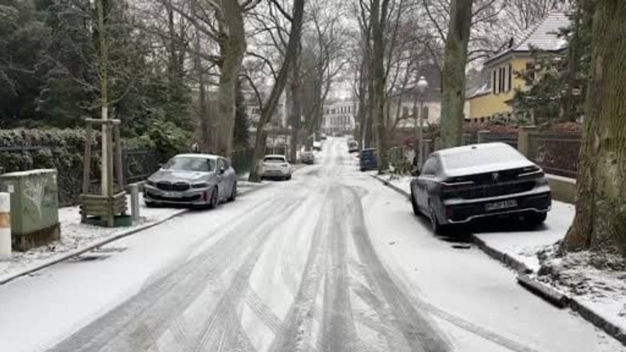 Almanya’daki buzlanma ulaşımı vurdu: Wadephul’un Riga-Stockholm ziyareti kesintili