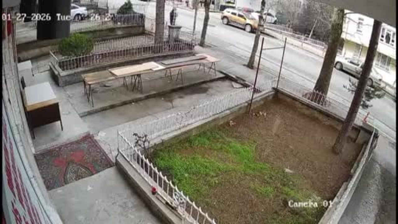 Ankara'da 'polis ve savcı' kılığında dolandırıcılık: Şüpheli Sakarya'da suçüstü yakalandı