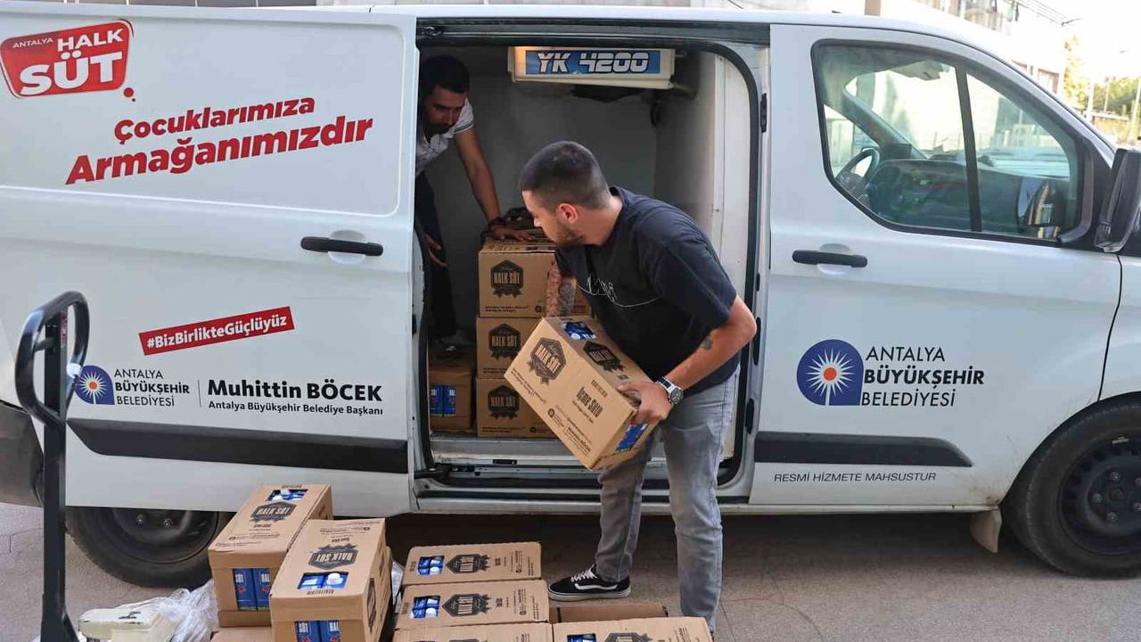Antalya Büyükşehir’den çocuklara 67 bin 578 Halk Mama desteği