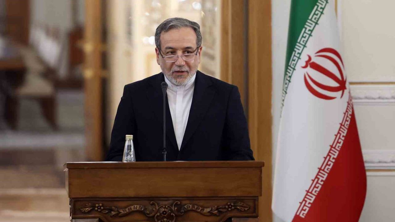 Arakçi: ABD askeri seçeneğini tekrar denerse biz hazırız