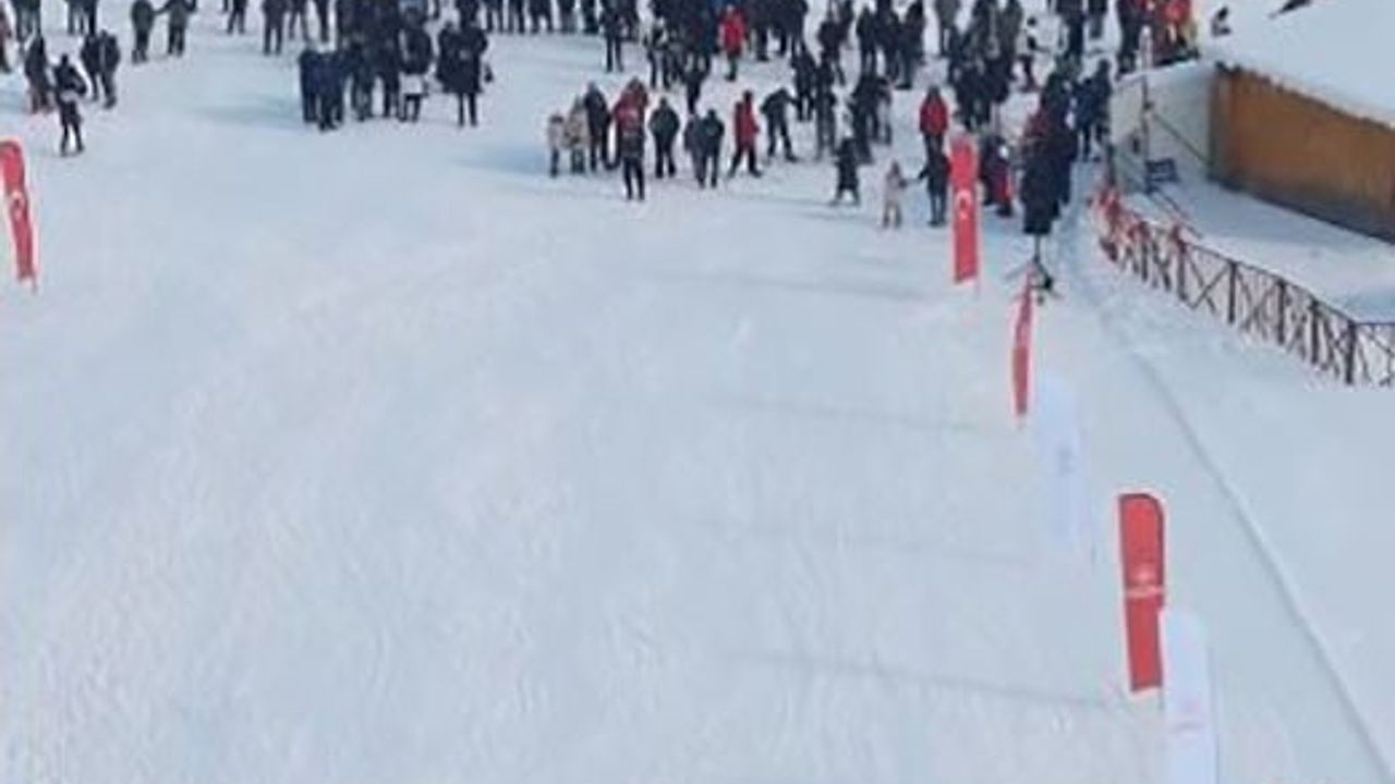 Ardahan'da kayak sezonu resmen açıldı