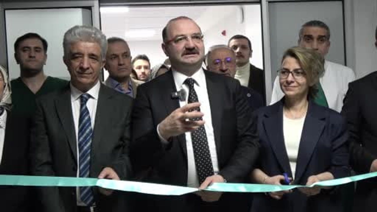 Atatürk Üniversitesi'nde yeni nesil anjiyografi cihazı hizmete girdi