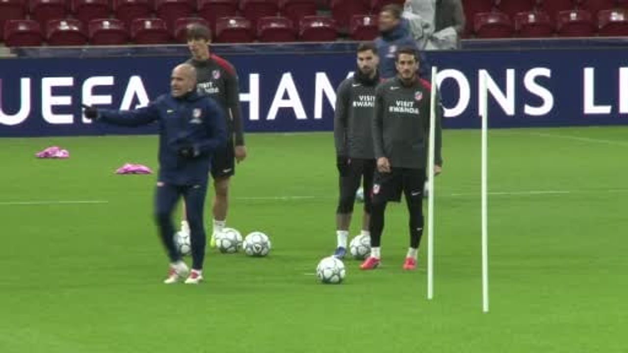 Atletico Madrid Galatasaray Maçı Öncesi Son Antrenmanını Tamamladı