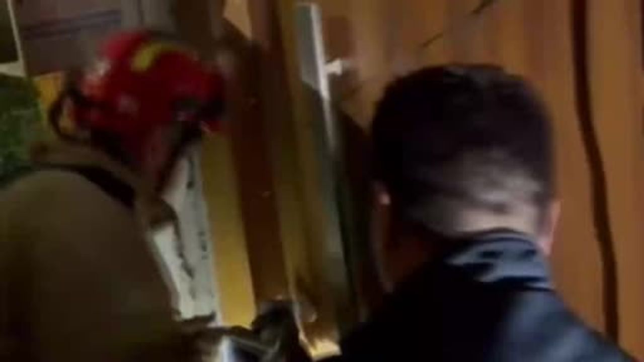 Avcılar'da uyuşturucu operasyonu: 10 gözaltı, 9 kamera ve 14,09 gram ele geçirildi