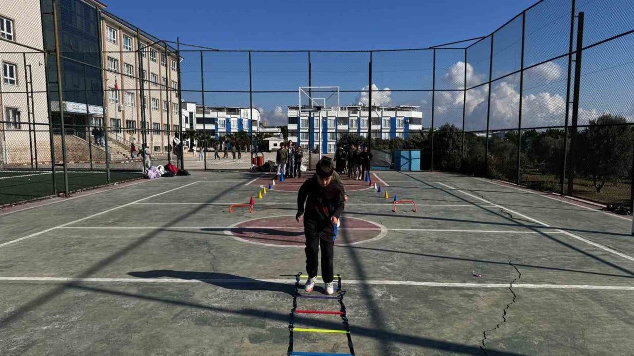Aydın'da 4. sınıf öğrencileri 'Spora İlk Adım' ile sporu yaşam tarzı yapıyor