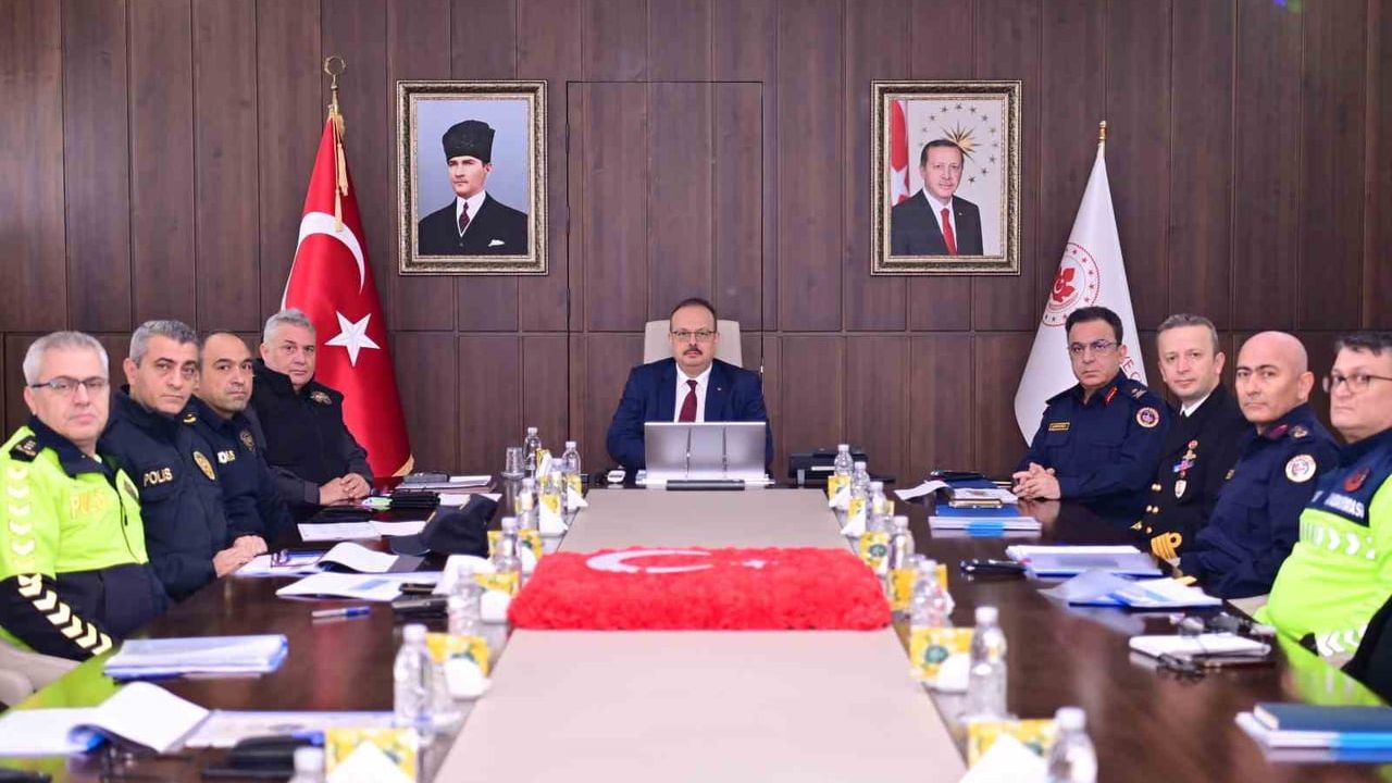 Aydın'da Asayiş Değerlendirme Toplantısı: Vatandaşın Güvenliği Masaya Yatırıldı