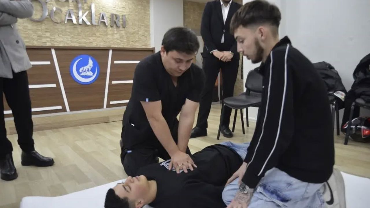 Aydın'da gençlere Acil ve İlk Yardım semineri