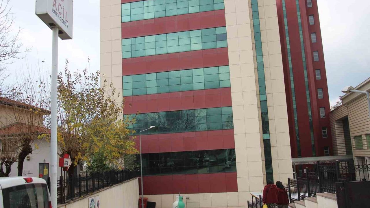 Aydın’da Kadın Doğum ve Çocuk Hastanesi taşınması sonrası eski binada yönlendirme eksikliği