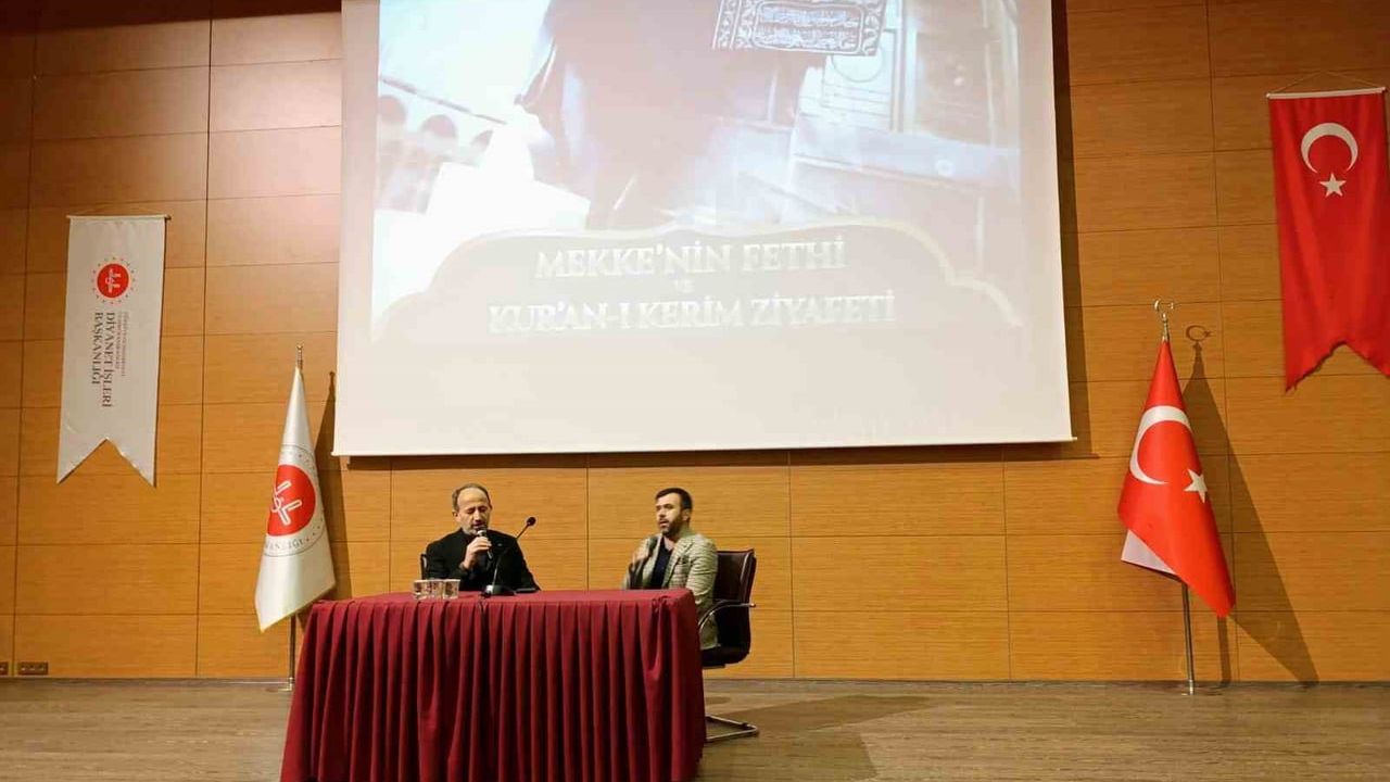 Aydın’da 'Mekke'nin Fethi ve Kur'an Ziyafeti' programı gerçekleştirildi